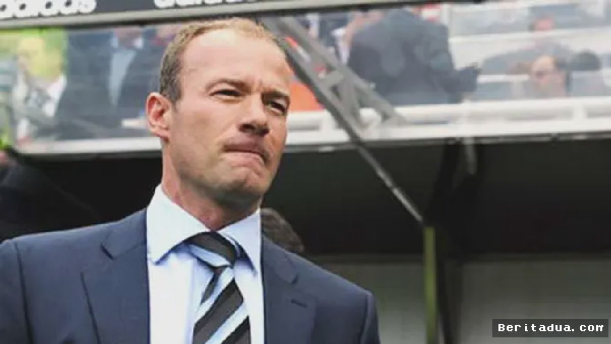 NEWCASTLE — Alan Shearer Berjuang Keras Selamatkan Newcastle dari Jurang Degradasi