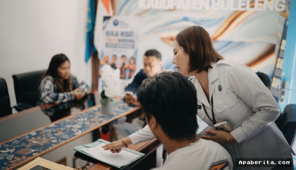 BNN Buleleng Salurkan Bantuan Usaha untuk Mantan Pecandu Narkoba