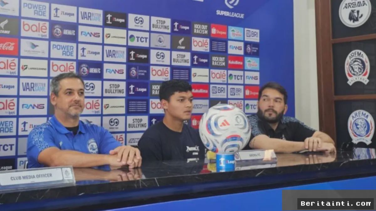 Arema FC Antisipasi Serangan Balik Cepat Persik Kediri di Pekan Ketiga