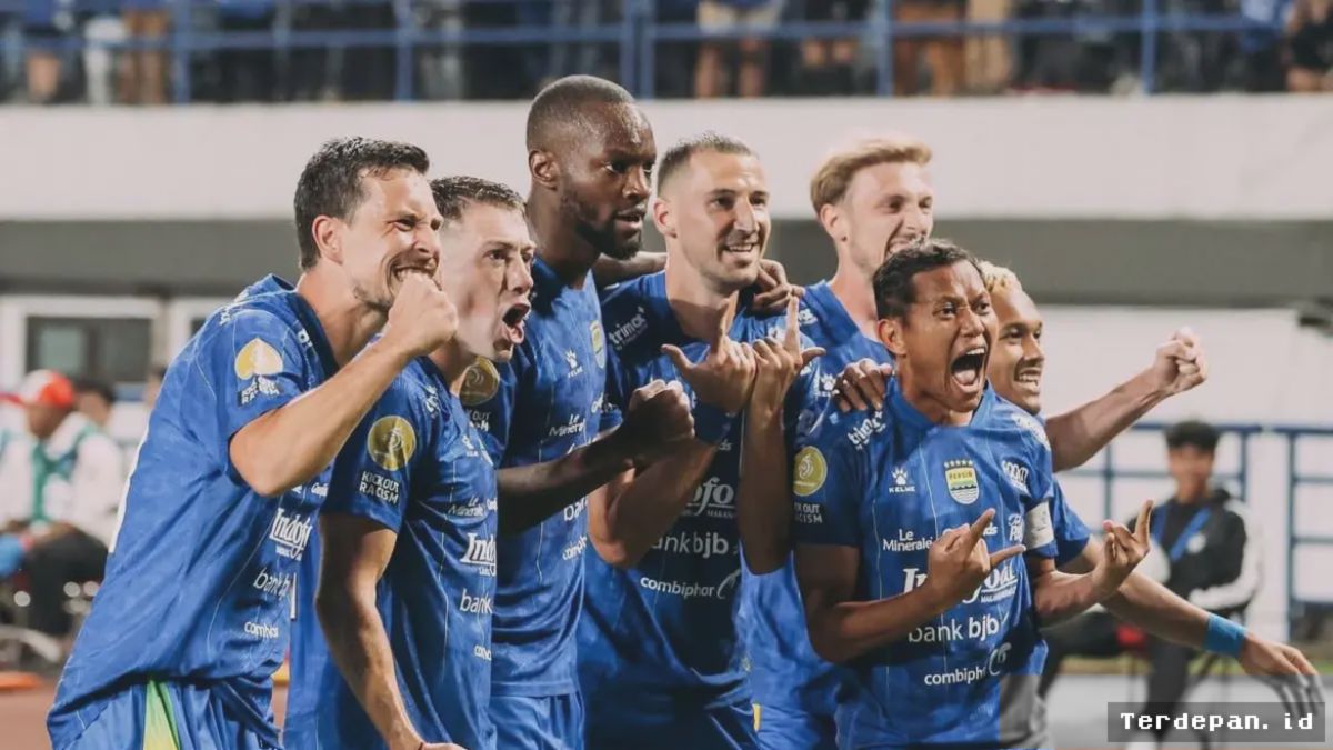 Persib Bandung Ukir Sejarah Usai Tumbangkan Klub Korea Selatan