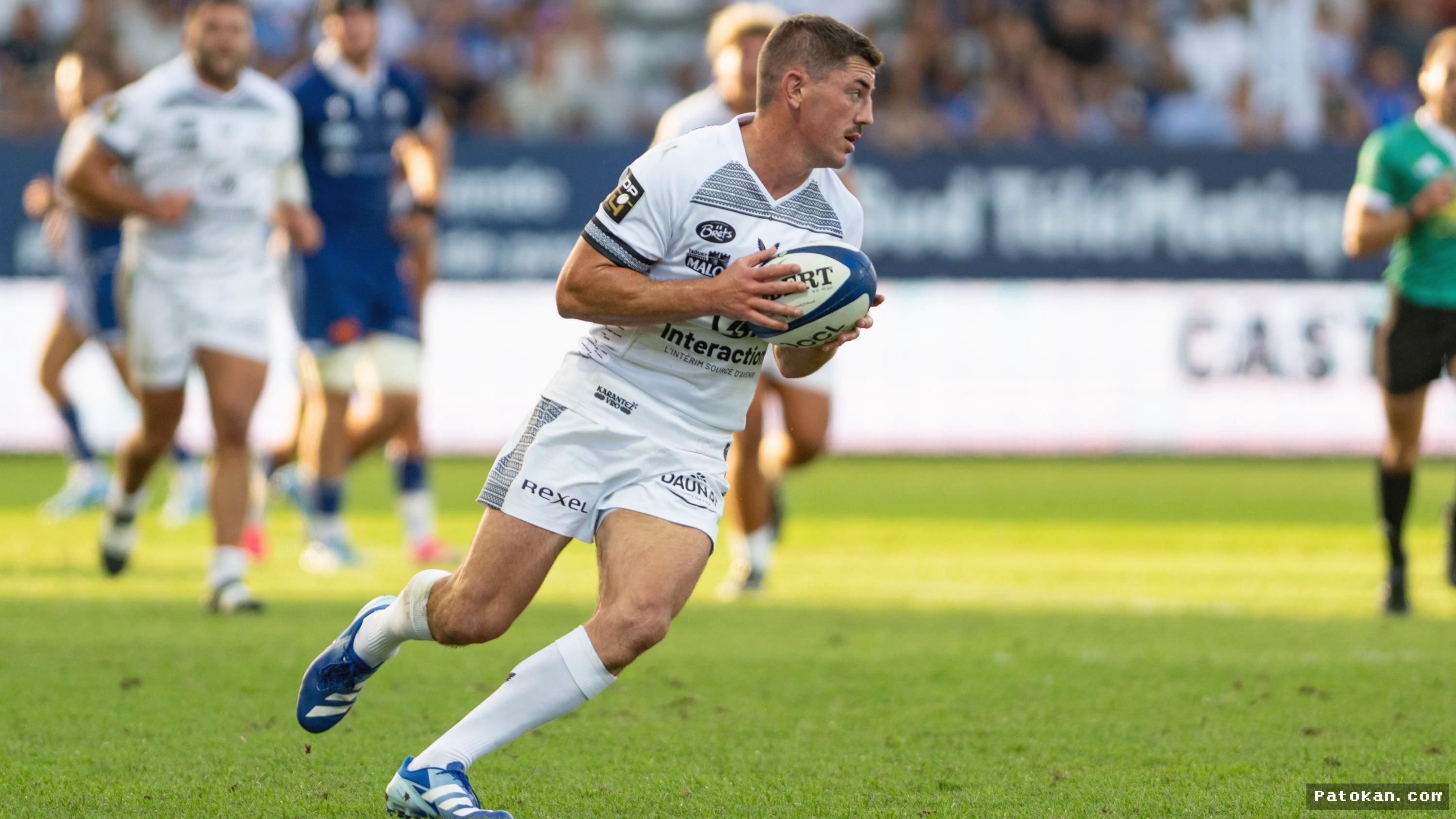 VANNES — RC Vannes Incar Kemenangan Perdana Lawan Montpellier di Top 14