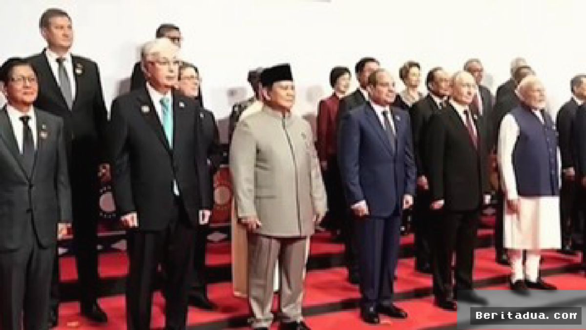 Prabowo Berdiri Sejajar Xi Jinping dan Putin di KTT BRICS