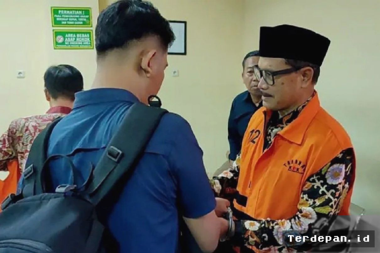 KPK Tuntut Wali Kota Madiun Nonaktif Maidi 7 Tahun Penjara