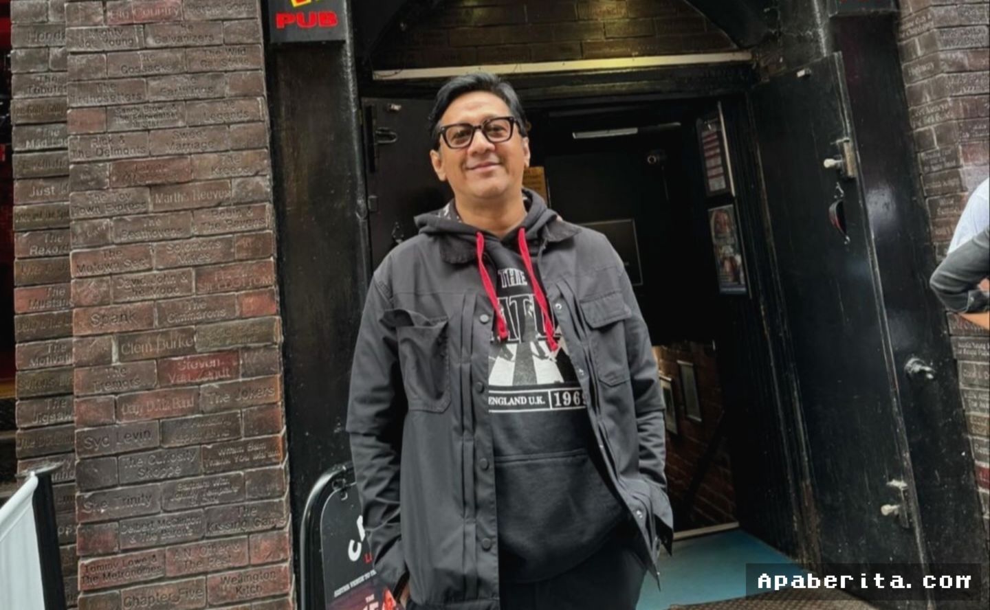 JAKARTA — Andre Taulany Puji Kepribadian Amanda Rigby yang Lemah Lembut