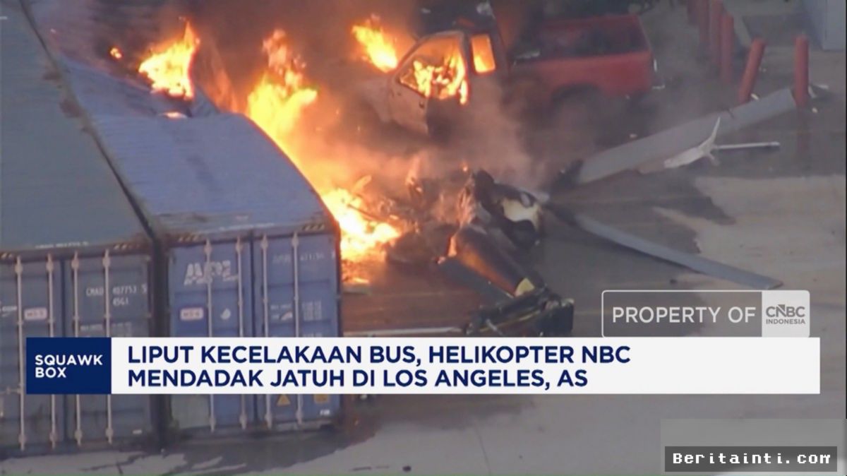 LOS ANGELES — Helikopter NBC Jatuh Saat Liput Kecelakaan Bus