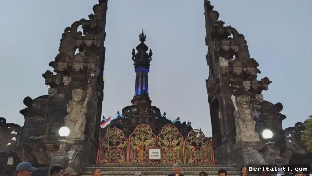 BALI — Jurnalis Gelar Doa Bersama untuk Lima Pewarta Hilang