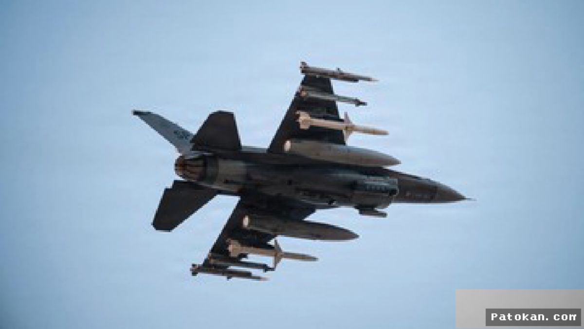 Yaman — Houthi Tembak Jatuh Jet Tempur F-15 Milik Arab Saudi