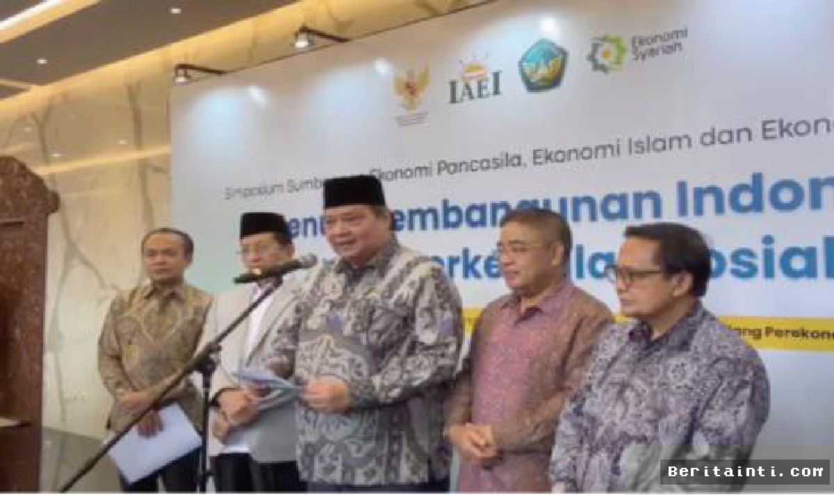 JAKARTA — Airlangga Soroti Potensi ZISWAF Rp 343 Triliun Masih Fragmented