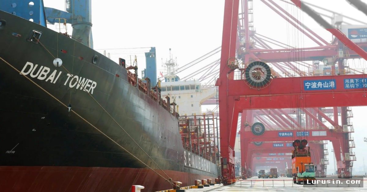 Beijing — Tiongkok Resmi Buka Rute Kargo Perdana Kutub Utara