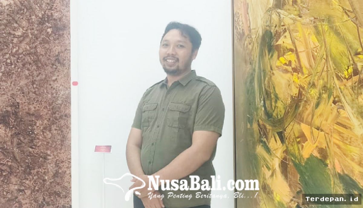 Lukisan Berbahan Getah Kopi Karya Dosen ISI Bali Laku Terjual