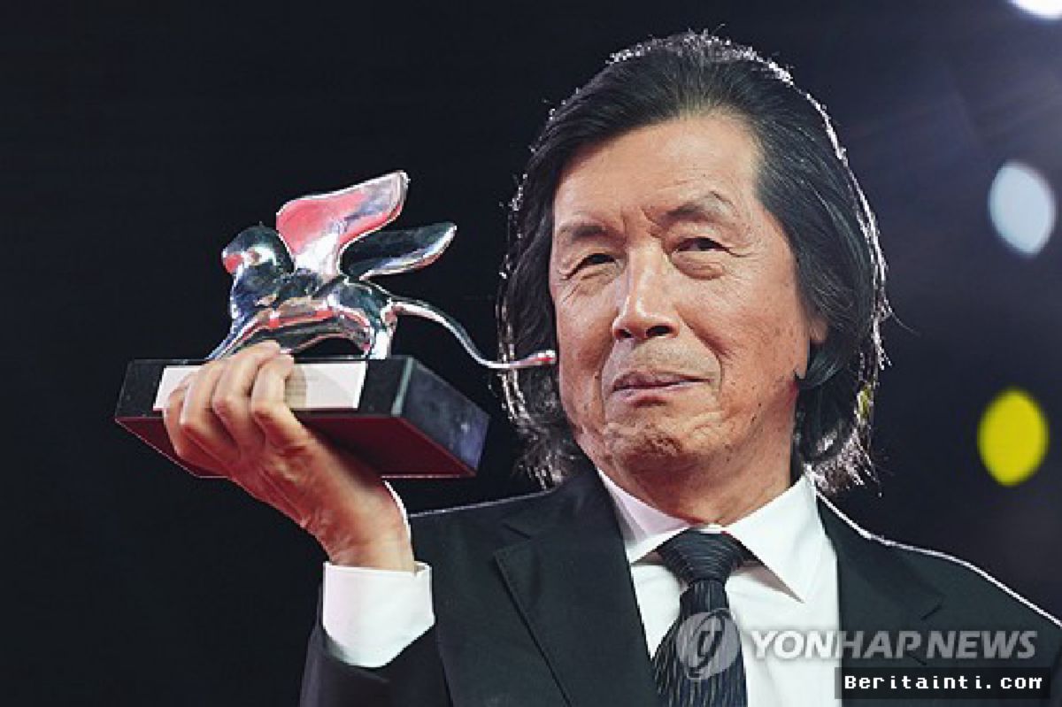 SEOUL — Lee Chang-dong Raih Penghargaan Grand Jury Prize di Venesia