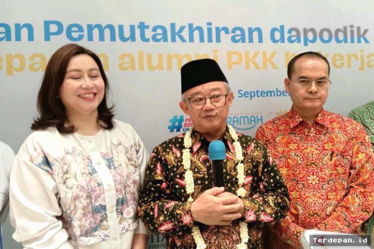 JAKARTA — Mendikdasmen Tekankan Pentingnya Sertifikat Keahlian Bagi Lulusan SMK