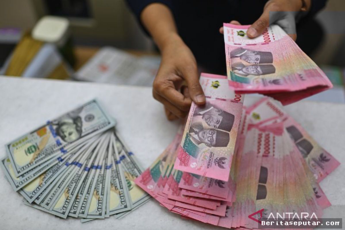 JAKARTA — Sinyal Hawkish The Fed Tekan Pergerakan Nilai Tukar Rupiah