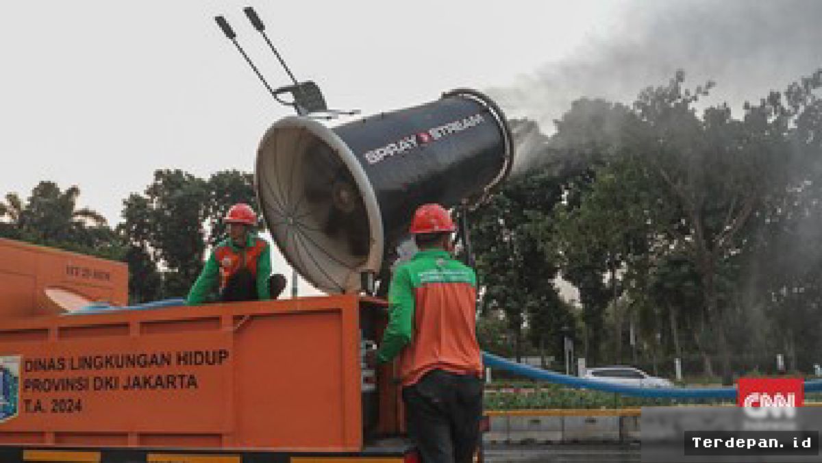 BMKG Pastikan Abu Vulkanik Erupsi Anak Krakatau Tidak Mengancam Jakarta