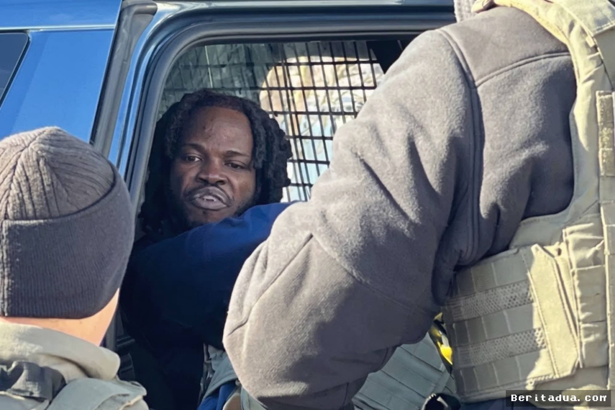 BOSTON — ICE Deportasi Imigran Haiti Viral Pembela Biden