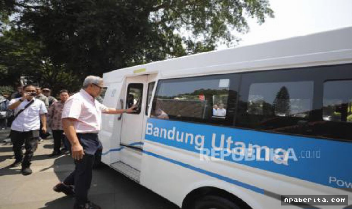 BANDUNG — Pemkot Integrasikan Teknologi Blockchain ke Bandung Angkot Utama