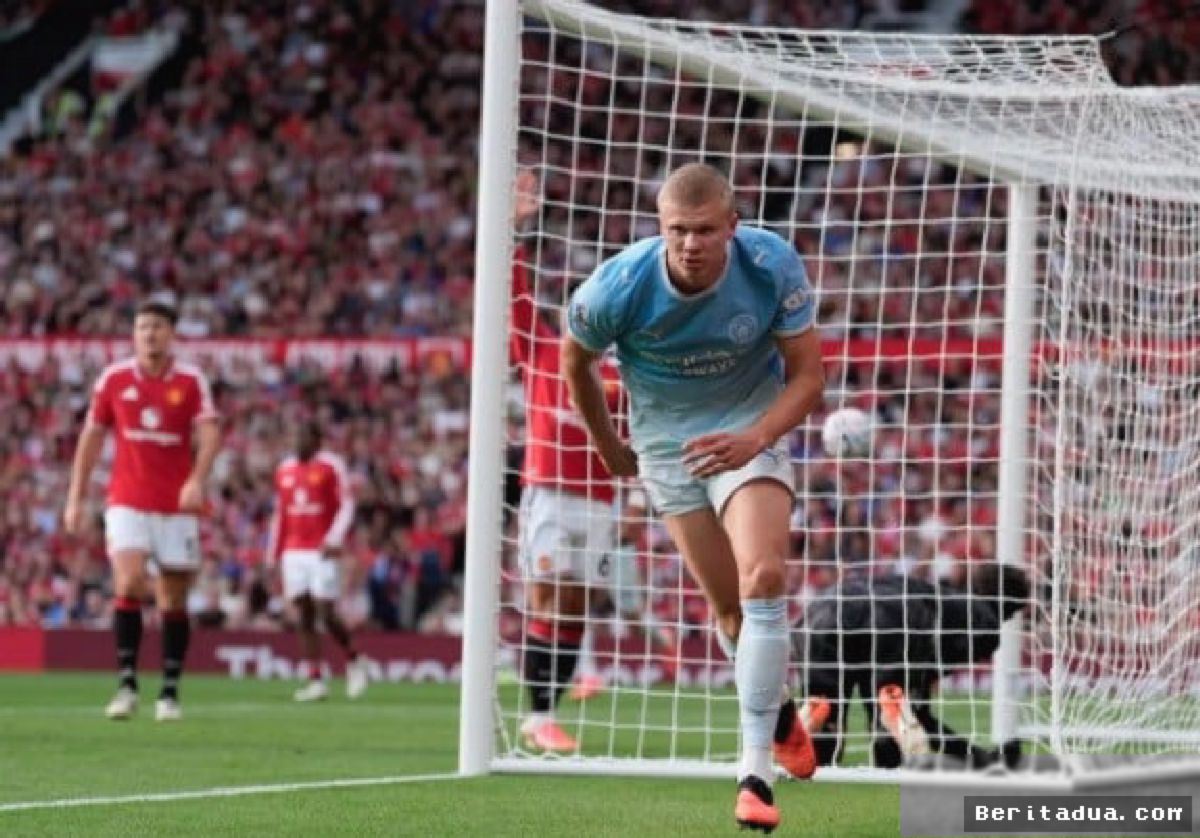 MANCHESTER — Man City Tundukkan Man United Lewat Gol Kontroversial Haaland