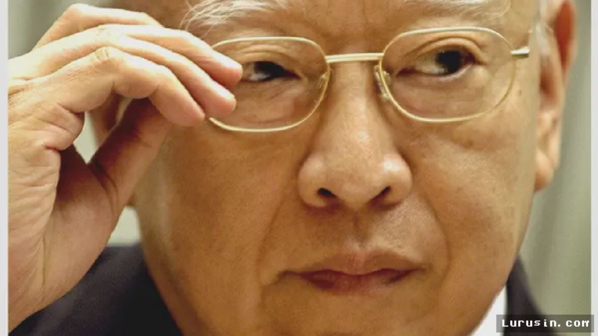 Tung Chee-hwa Hadapi Tekanan Publik Usai Keputusan Demokrasi Beijing