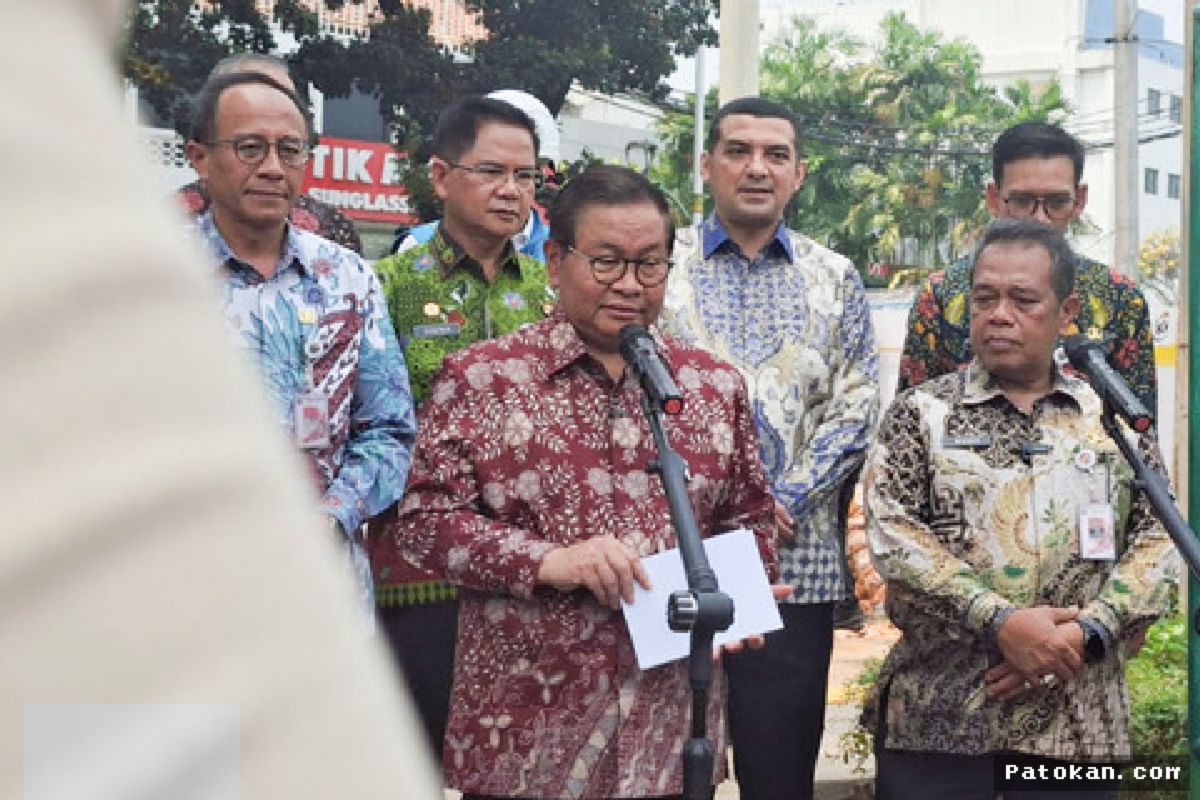Jakarta Dilanda Kekeringan, Pemprov Salurkan Pasokan Air Bersih ke Warga