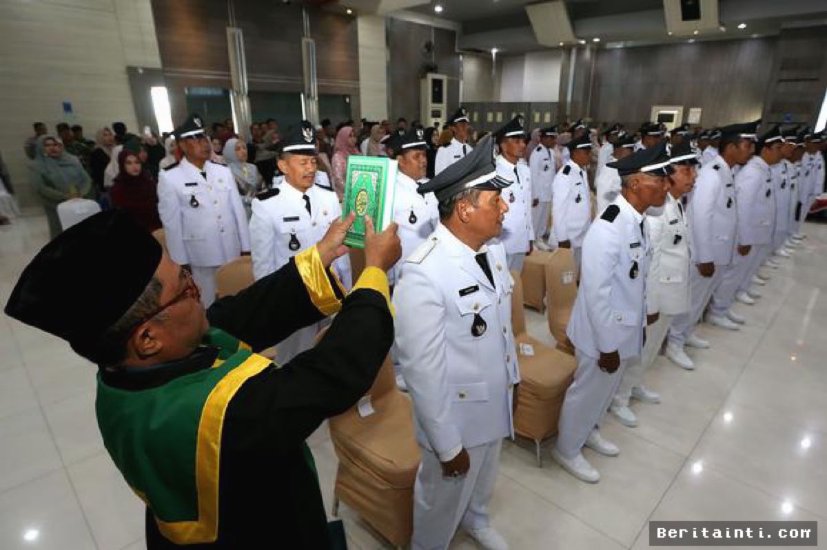 DPR Beri Sinyal Perpanjang Masa Jabatan 36.000 Kepala Desa