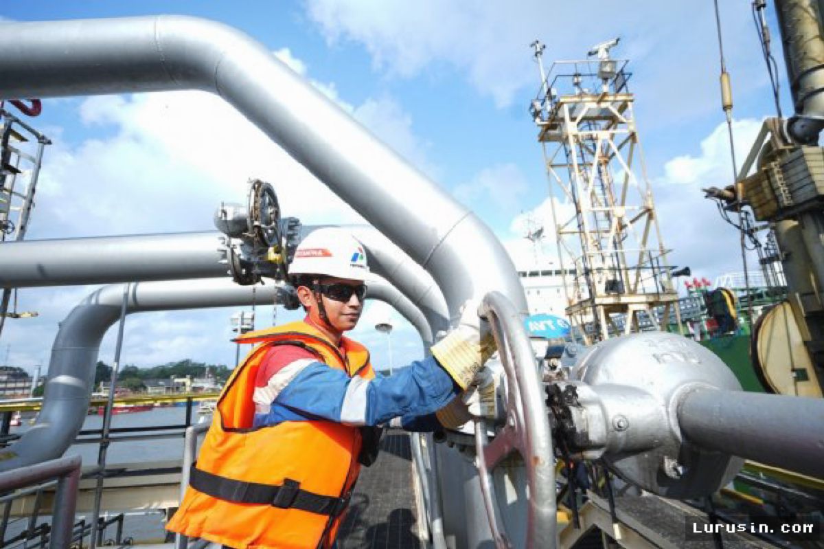 Pertamina Olah Minyak Jelantah Jadi Avtur Ramah Lingkungan di Kilang Cilacap