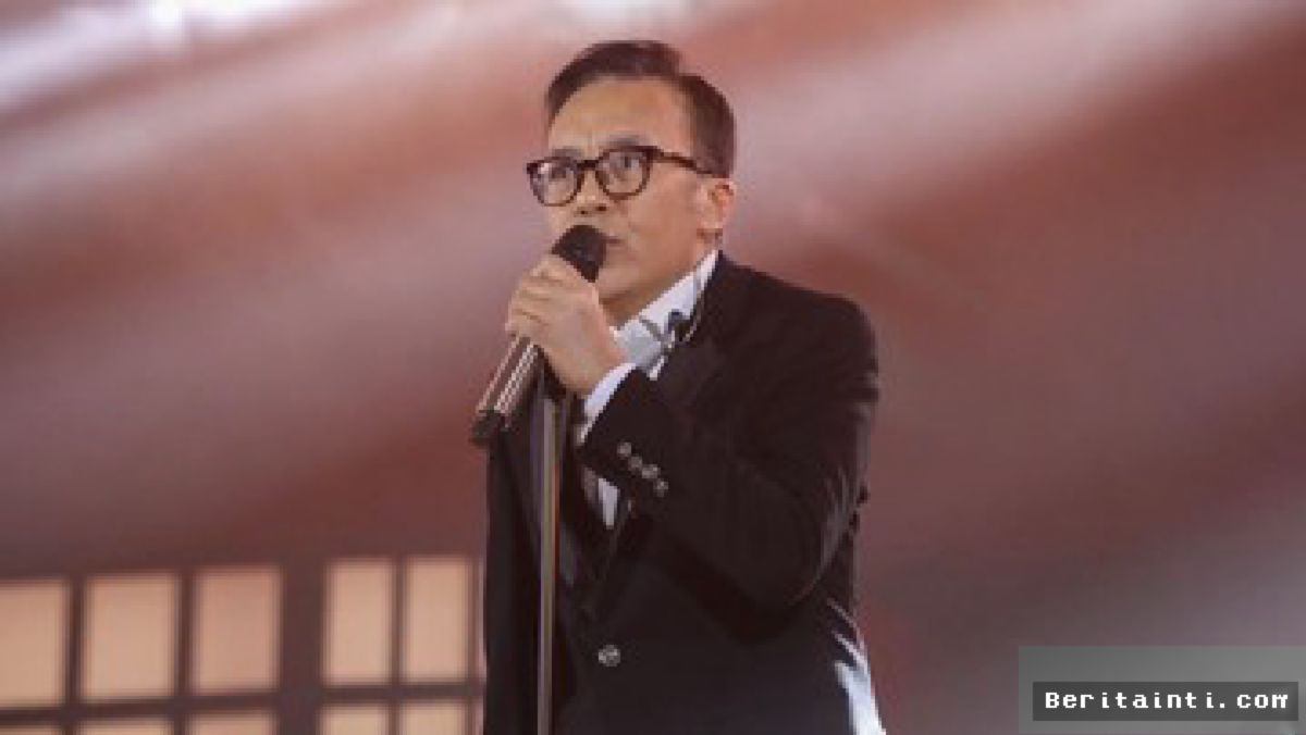 Ari Lasso Puji Kru Garuda Indonesia Usai Insiden Ban Pecah