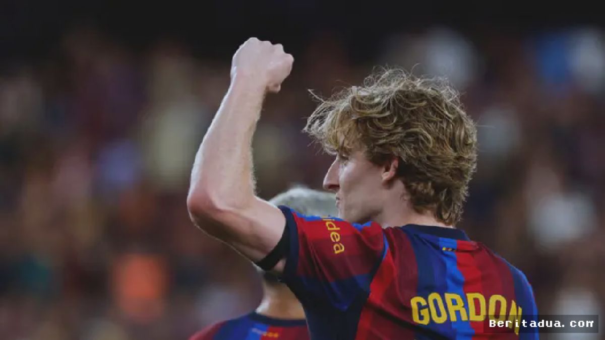 BARCELONA — Barcelona Tekuk Rayo Vallecano Berkat Gol Bunuh Diri Lejeune