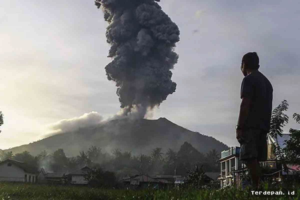 Badan Geologi Catat 11 Gunung Api Erupsi Sepanjang 2026