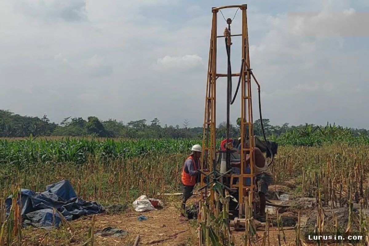 BANJARNEGARA — Pemerintah Bangun 22 Sumur Bor Atasi Kekeringan Lahan