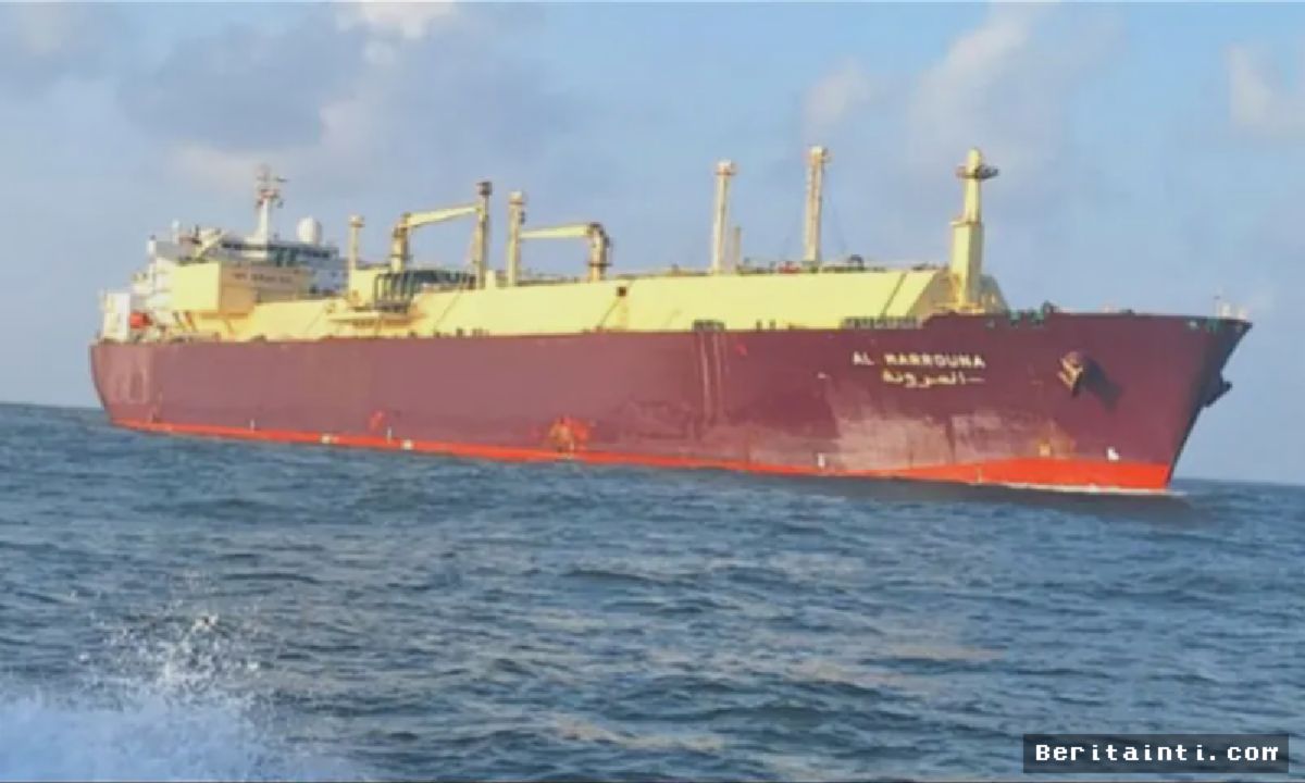 KARACHI — Kapal Pengangkut LNG Qatar Berhasil Merapat di Pakistan