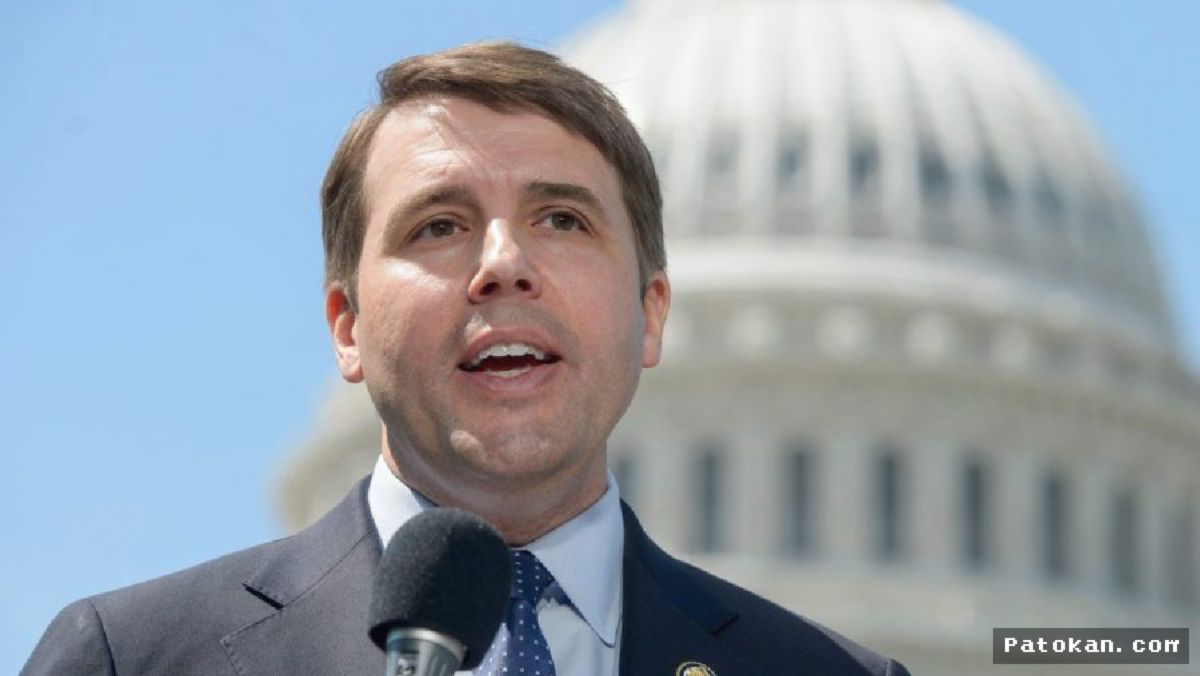 NEW HAMPSHIRE — Chris Pappas dan John Sununu Berebut Kursi Senat