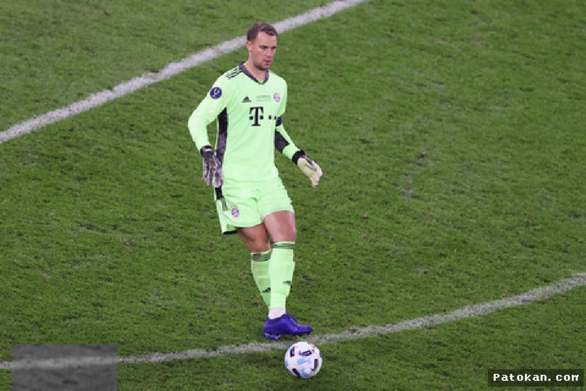 Manuel Neuer — Kiper Veteran Pecahkan Rekor Liga Champions Muenchen