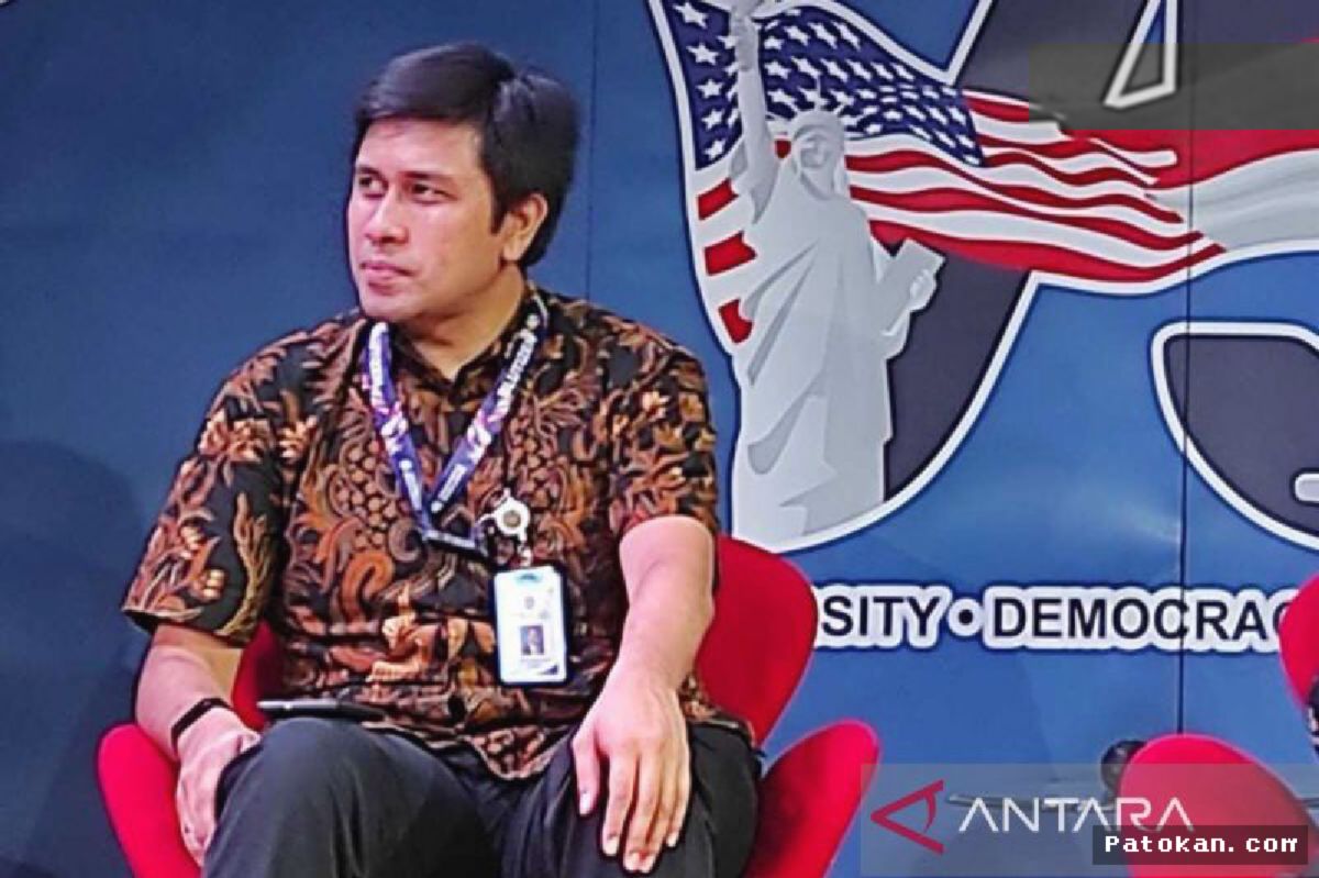 Pengamat: Dedolarisasi Berpotensi Jadi Agenda Utama KTT BRICS