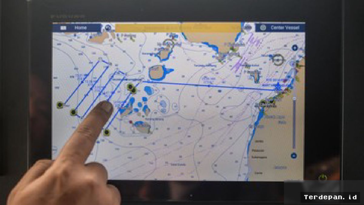 SELAT SUNDA — Istri Jurnalis Hilang Desak SAR Sisir Pulau Sertung