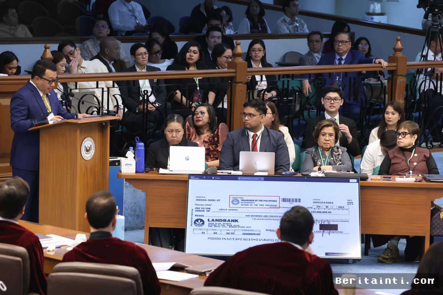 MANILA — Pengadilan Pemakzulan Filipina Tegur Panel Penuntut Publik