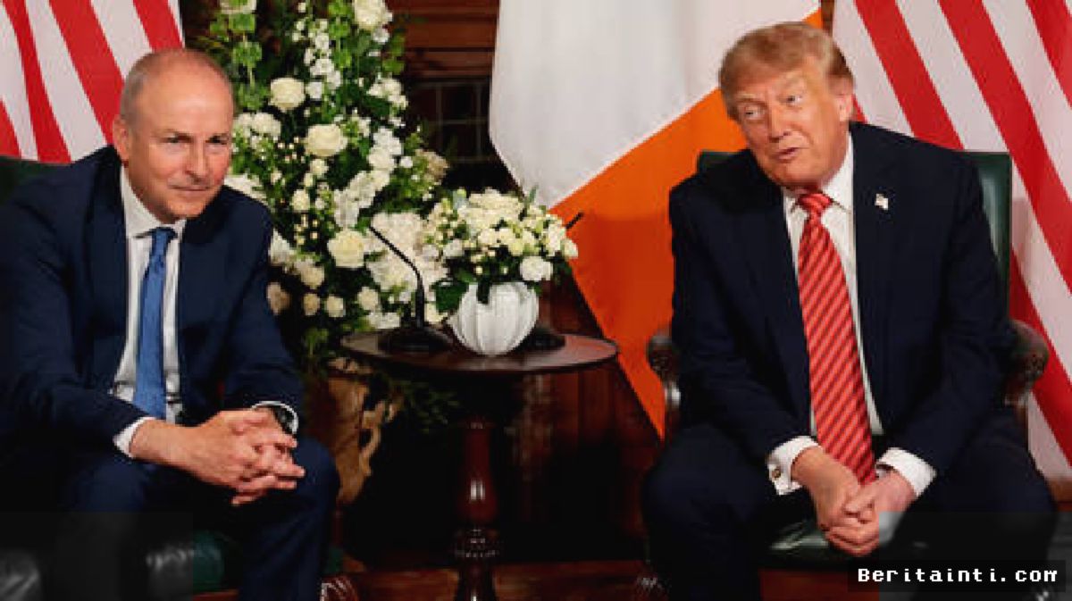 DUBLIN — Trump Prediksi Penyatuan Kembali Irlandia Segera Terjadi