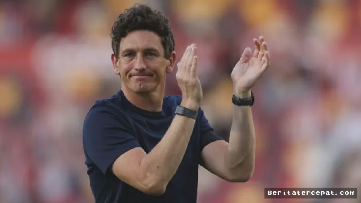 LONDON — Keith Andrews Puji Apresiasi Suporter Brentford Pasca-Laga Kontra Tottenham