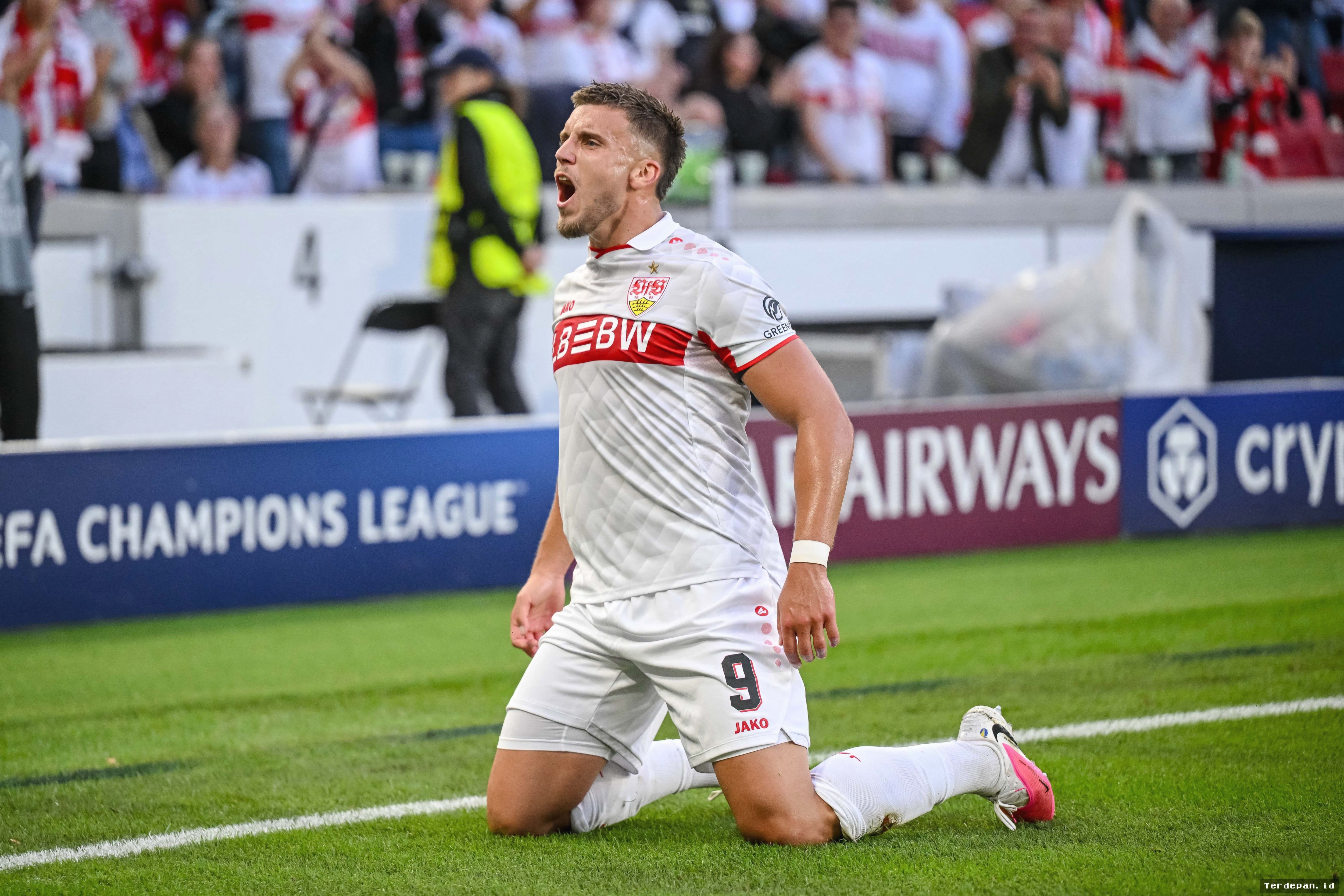 STUTTGART — Ermedin Demirovic Cetak Hat-trick 12 Menit di Liga Champions