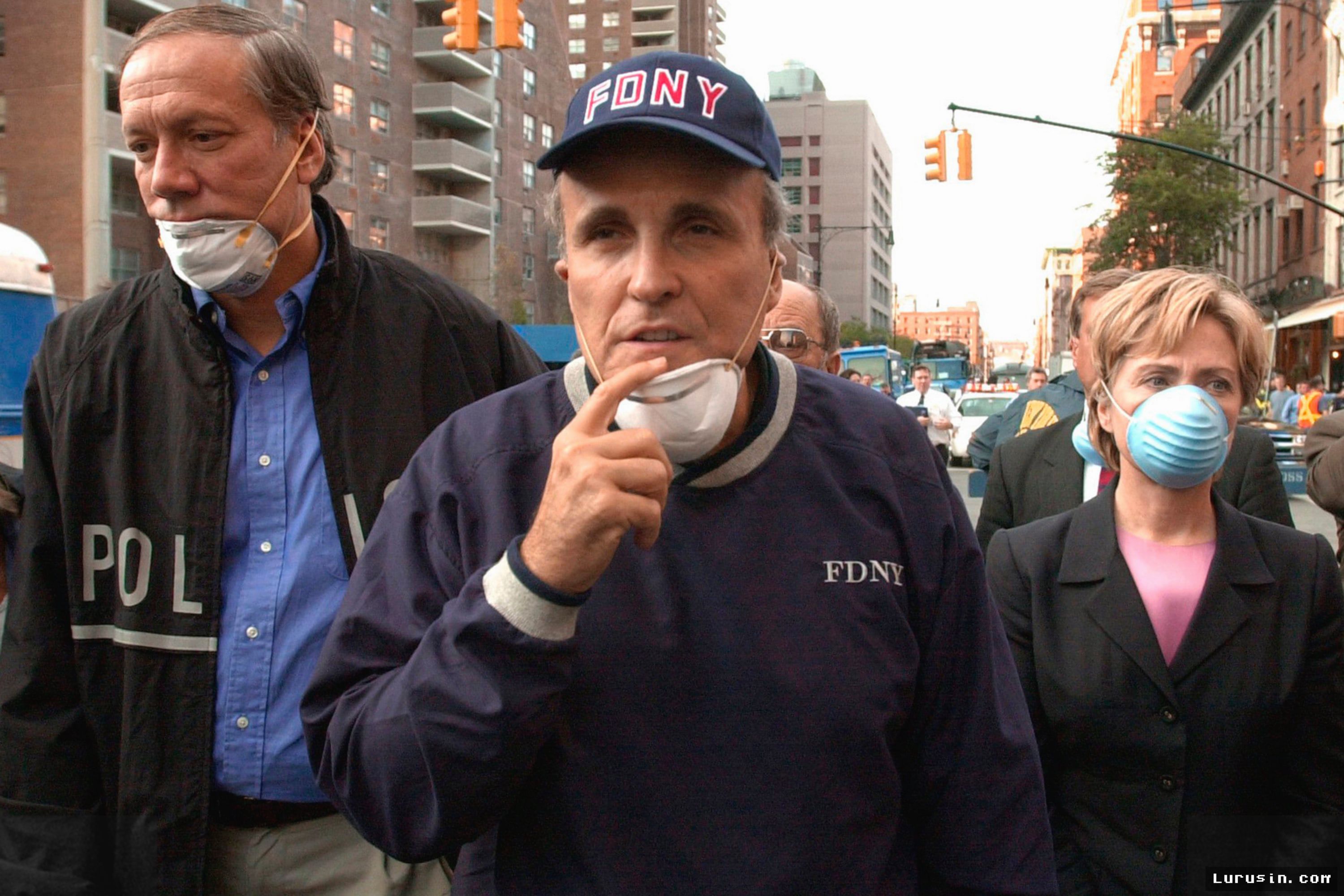 NEW YORK — Rudy Giuliani Alami Kehancuran Reputasi Tragis Dalam Sejarah
