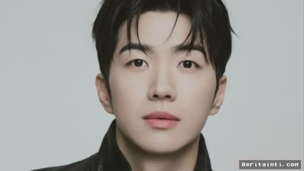 Kang Hoon Resmi Perpanjang Kontrak Eksklusif Bersama npio Entertainment