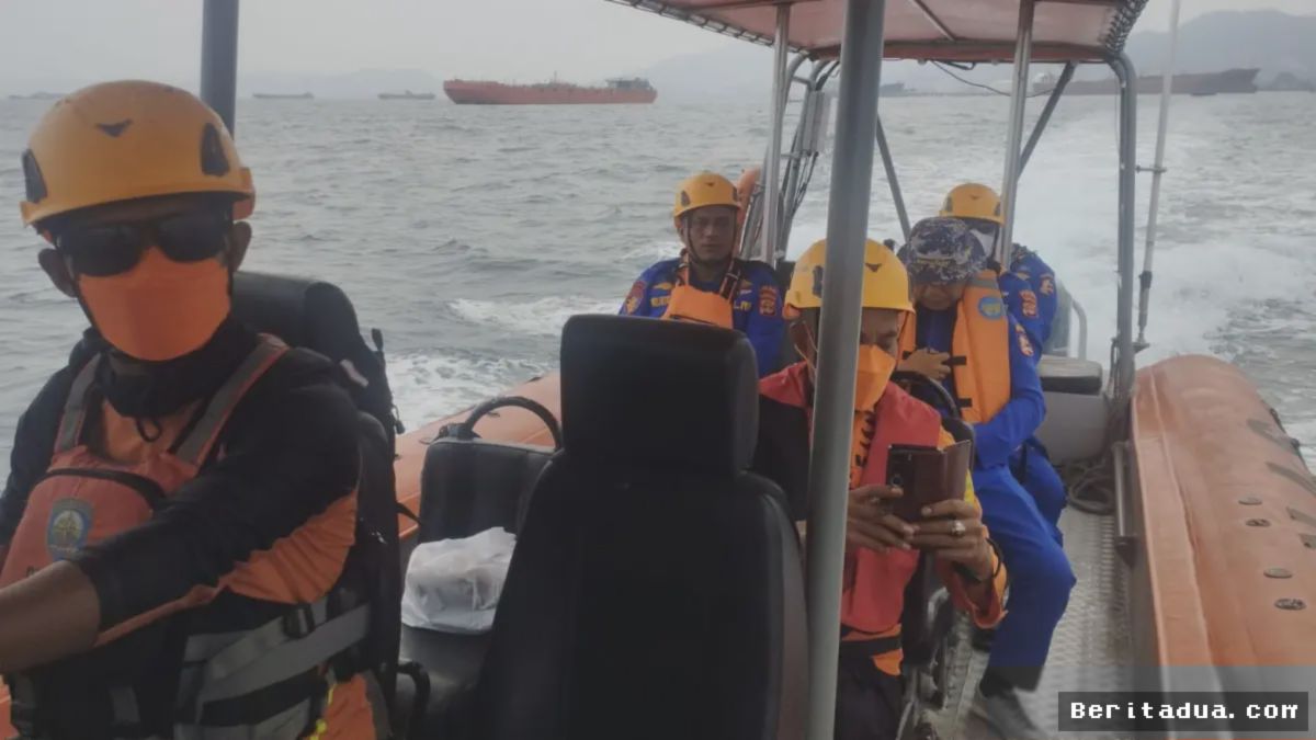 Basarnas Pastikan Temuan Barang di Selat Sunda Bukan Milik KM Arupadhatu