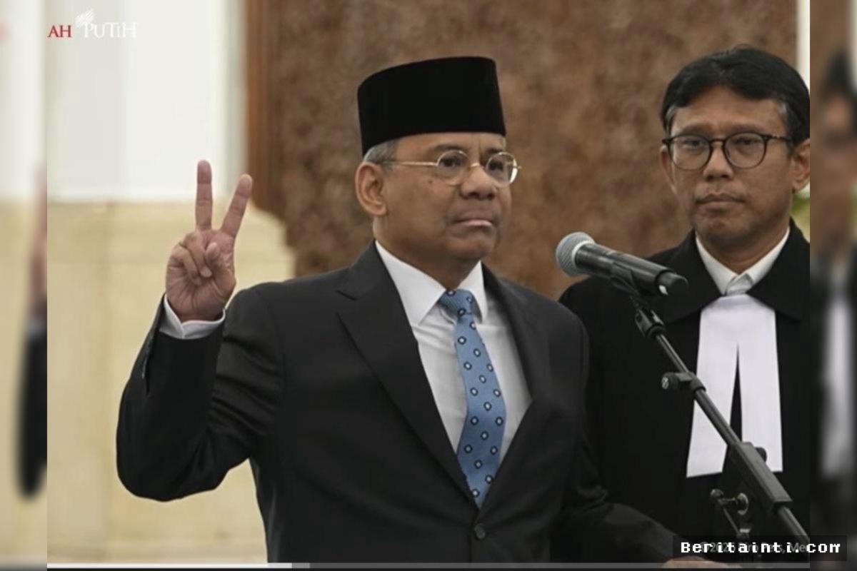 JAKARTA — Prabowo Resmi Lantik Suahasil Nazara Sebagai Menteri Keuangan