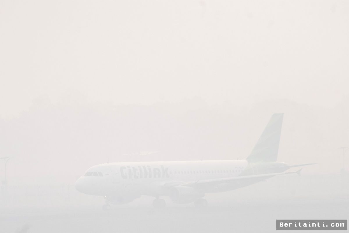 Kabut Asap Pekat Selimuti Palembang, Empat Penerbangan Terpaksa Delay