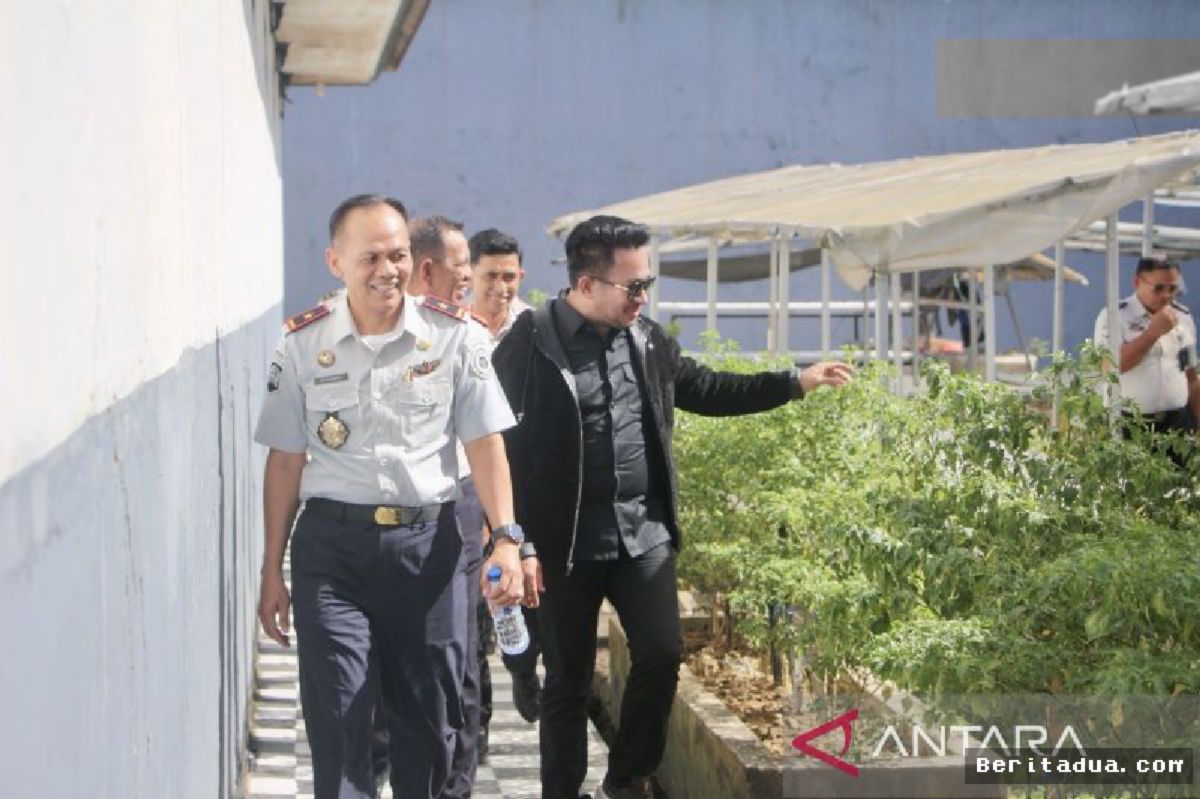 KENDARI — DPD RI Puji Pembinaan Produktif Warga Binaan Kendari
