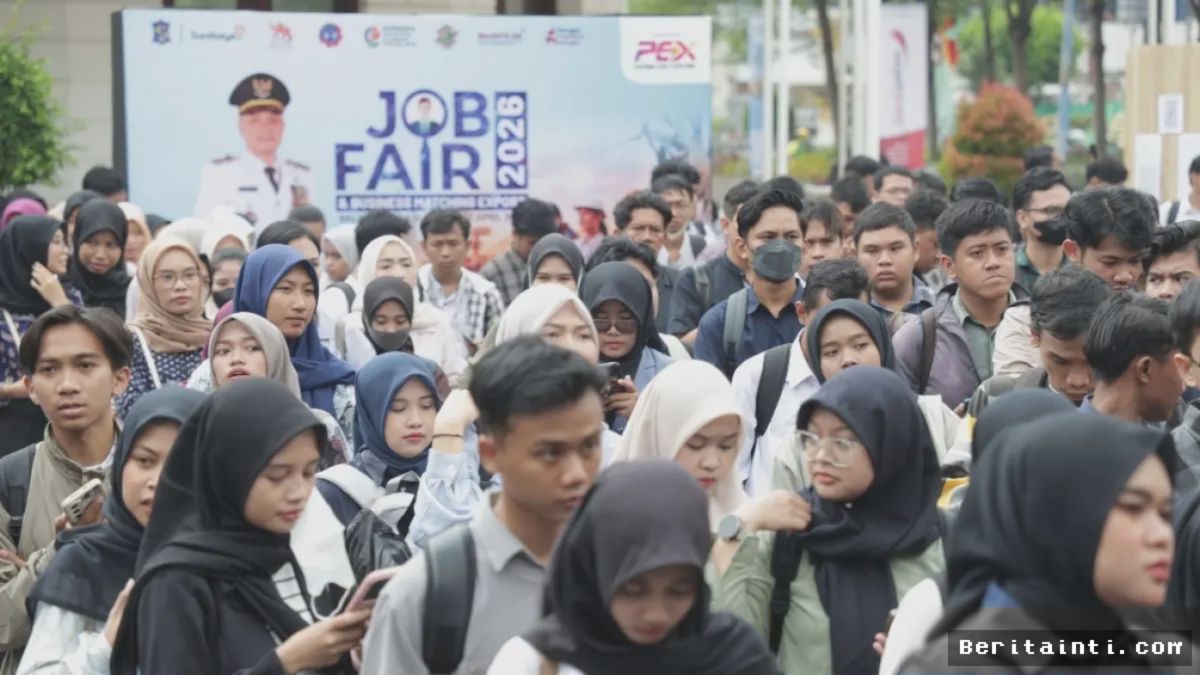 Pemkot Surabaya Gandeng 39 Perusahaan Serap 2.463 Warga Miskin