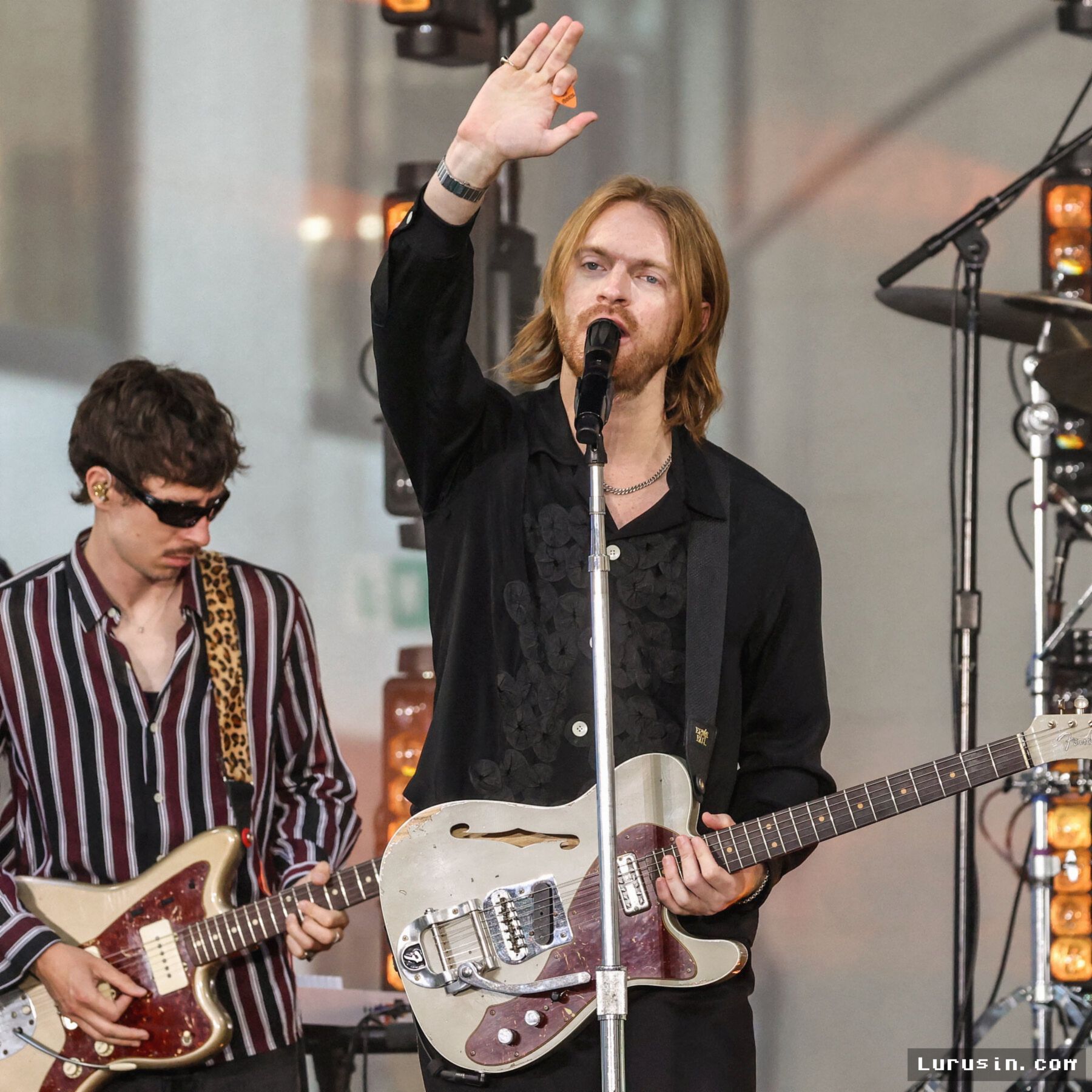 Finneas Mundur dari Tur Ed Sheeran demi Dukung Warga Palestina