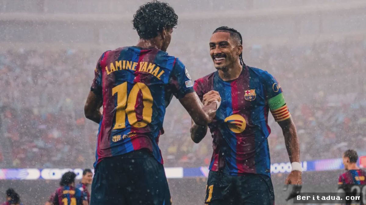 BARCELONA — Raphinha dan Yamal Siap Libas Racing Santander