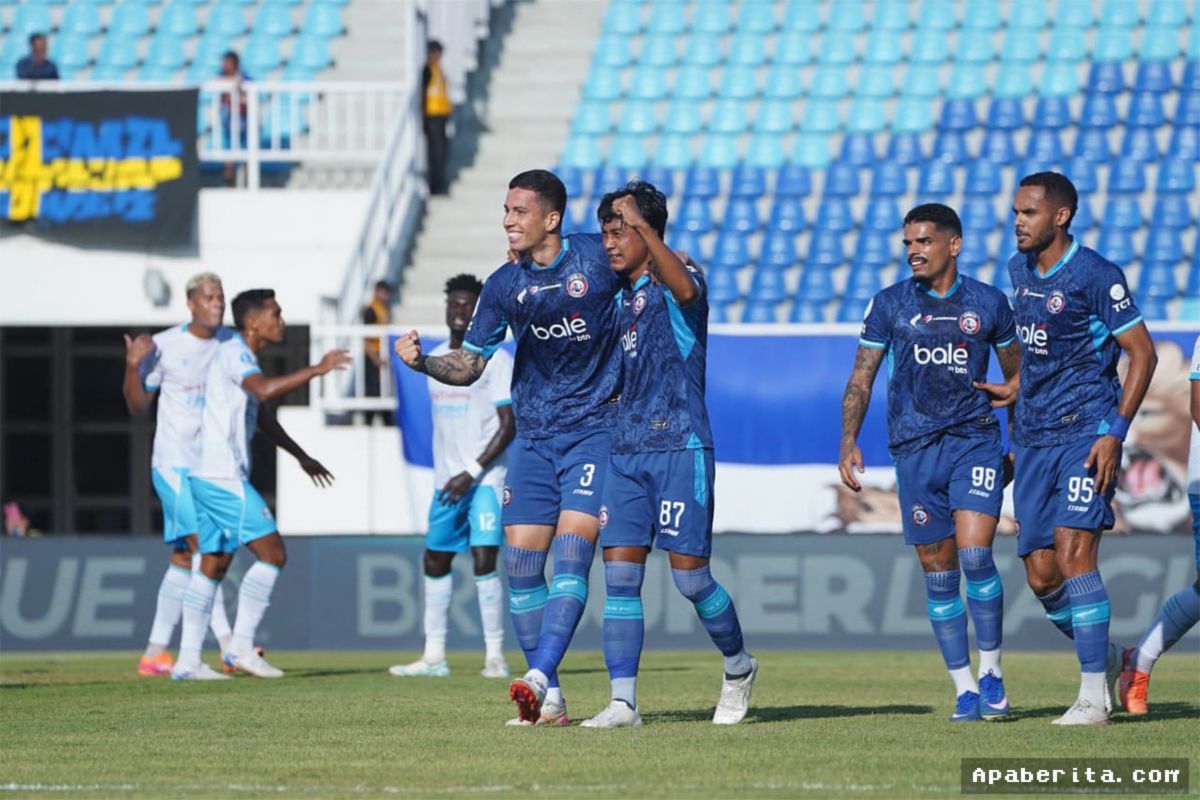 MALANG — Arema FC Bertekad Akhiri Rekor Buruk Lawan PSM Makassar