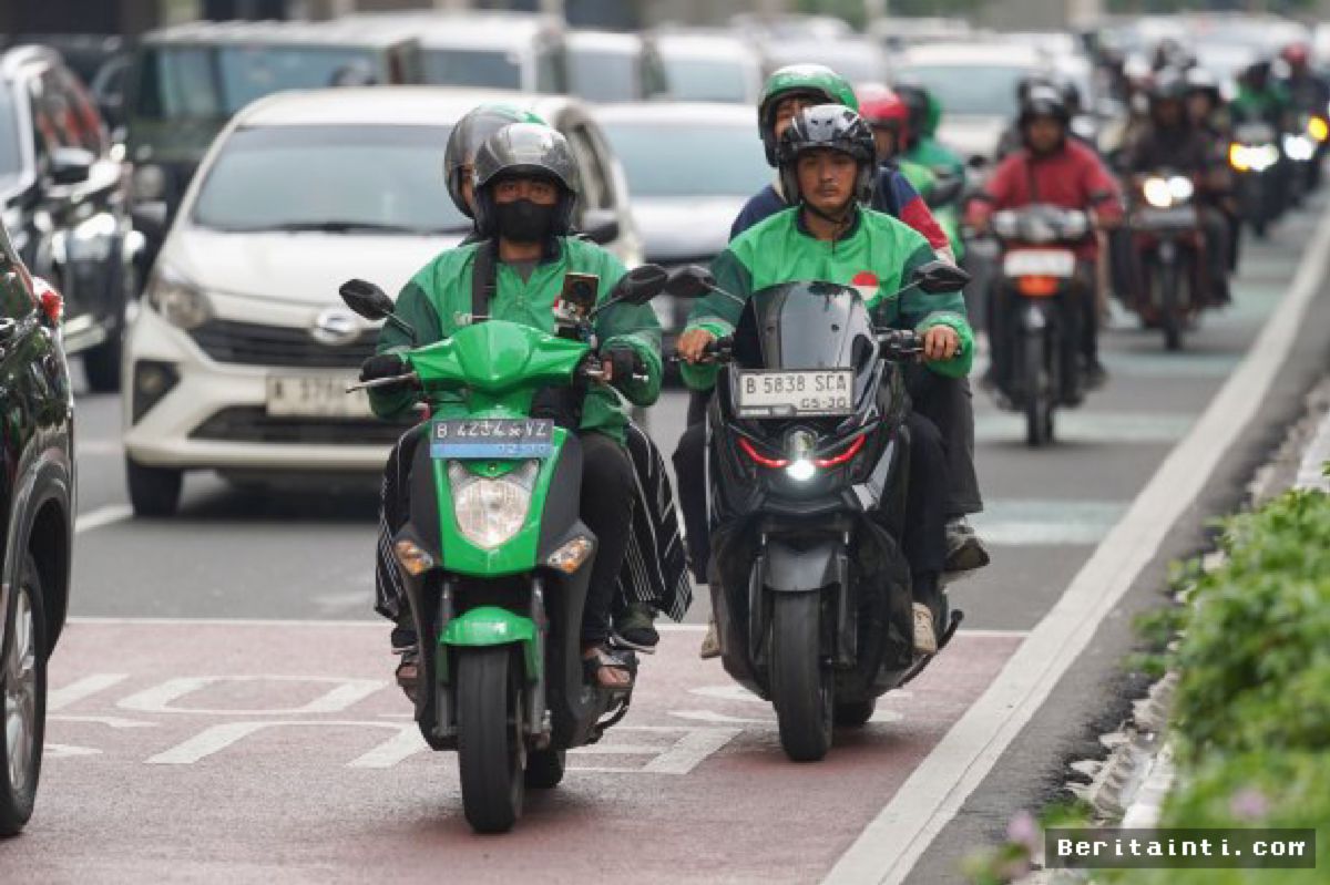 VIETNAM — Pengemudi Grab Gelar Aksi Offbid Tuntut Transparansi Komisi