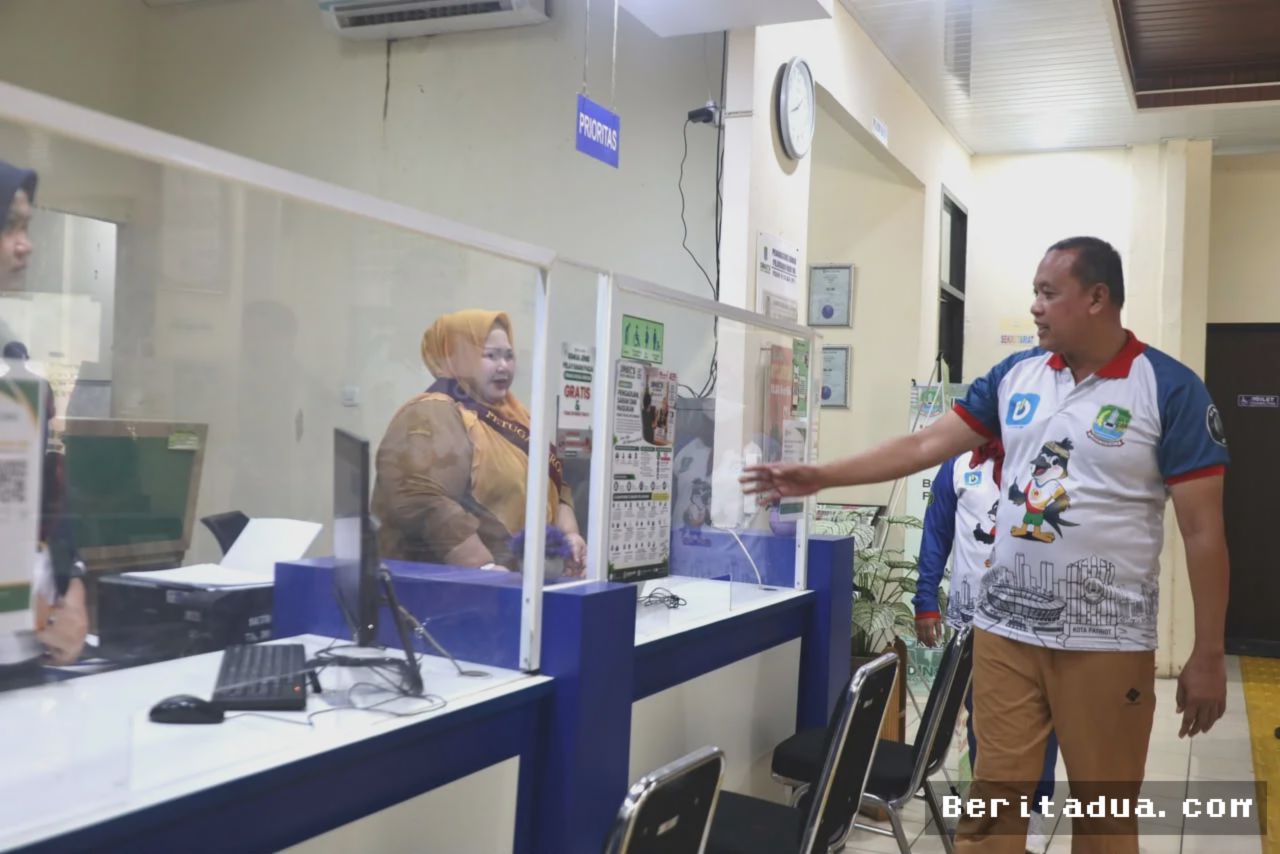 Pemkot Bekasi Janjikan Kompensasi Pungli Dua Kali Lipat bagi Warga Pelapor